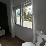 Acogedor En شقة