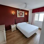 شقة Acogedor En دينايا