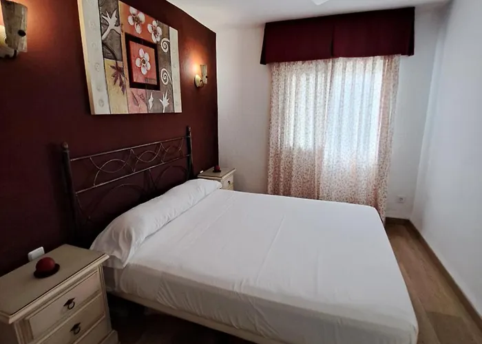 Acogedor En دينايا